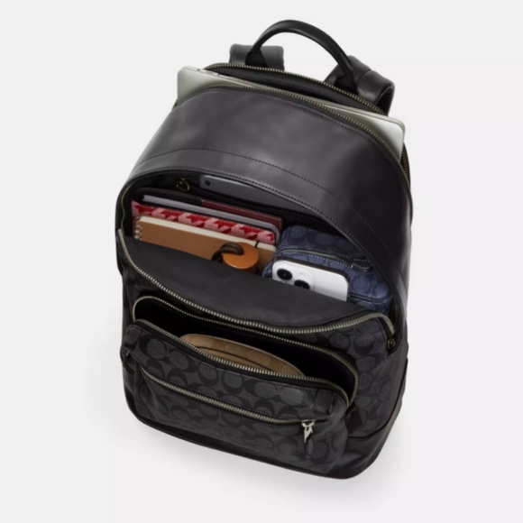 Off tha Wall Coach Logo Backpack!. - Picture 6 of 6